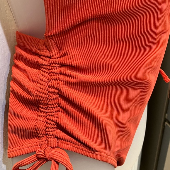 One piece swimsuit - Picture 4 of 7